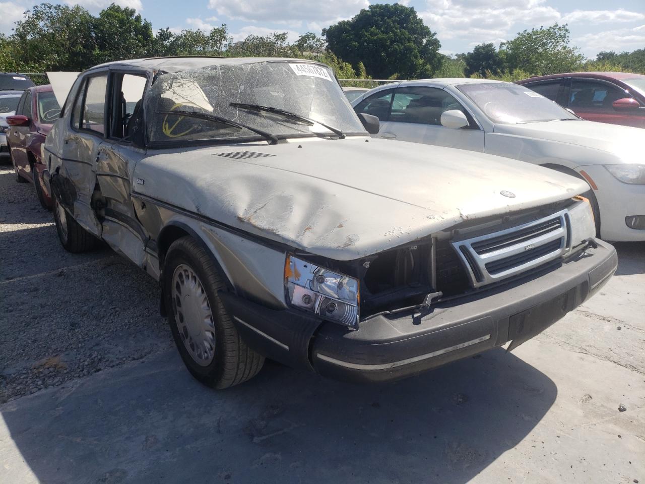 SAAB 900 BASE 1992 with VIN YS3AK45E8N2003193 - Photo from auction
