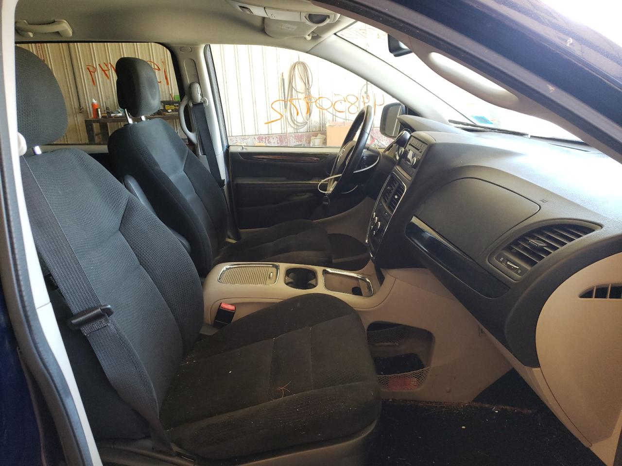Zdjęcie 5 z aukcji – 2015 DODGE GRAND CARA z VIN 2C4RDGCG9FR732963