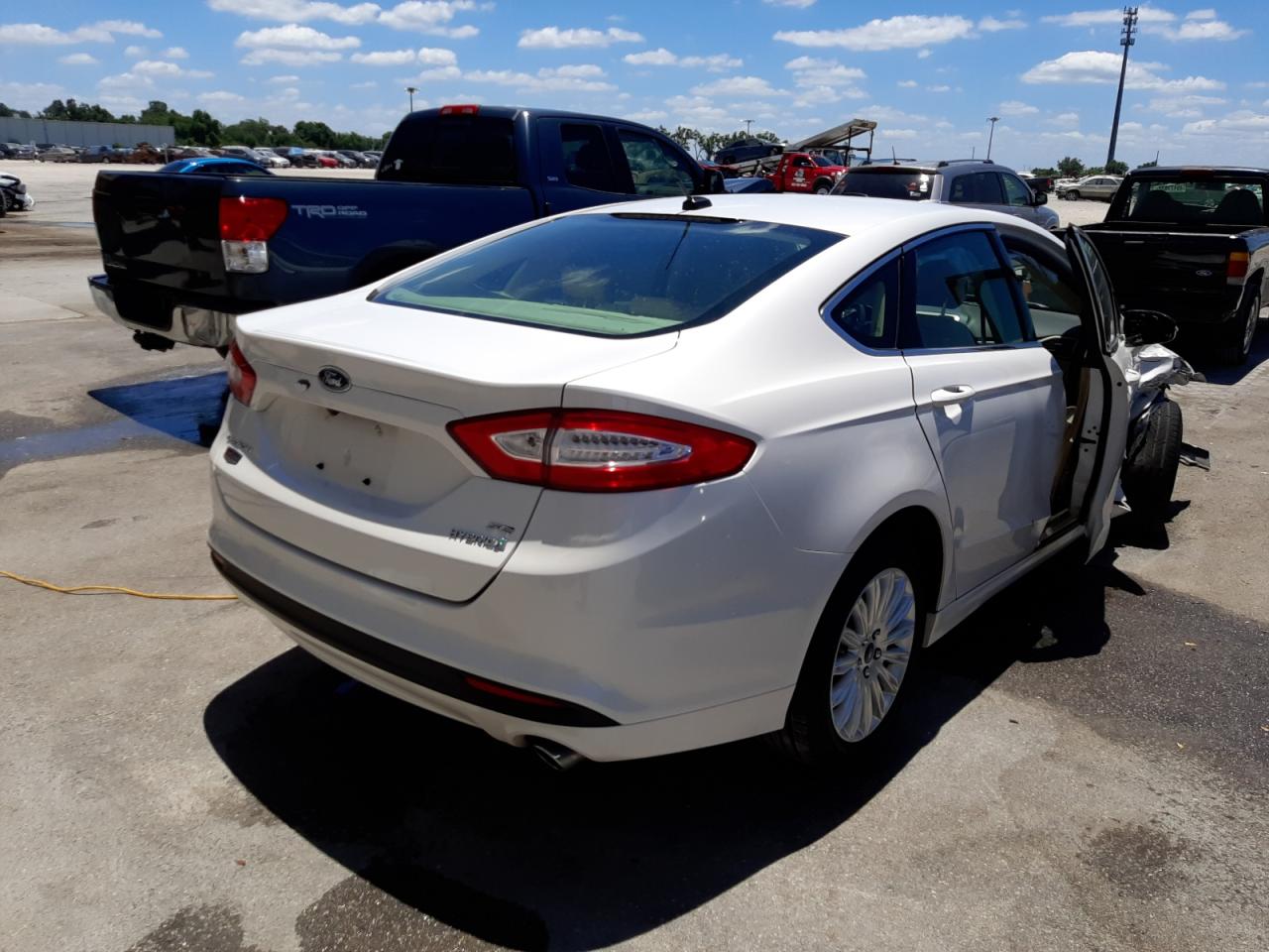 Photo 4 from auction – 2013 FORD FUSION SE with VIN 3FA6P0LU2DR361603
