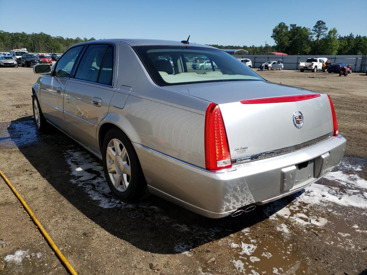 Photo 3 from auction – 2007 CADILLAC DTS with VIN 1G6KD57Y47U173869