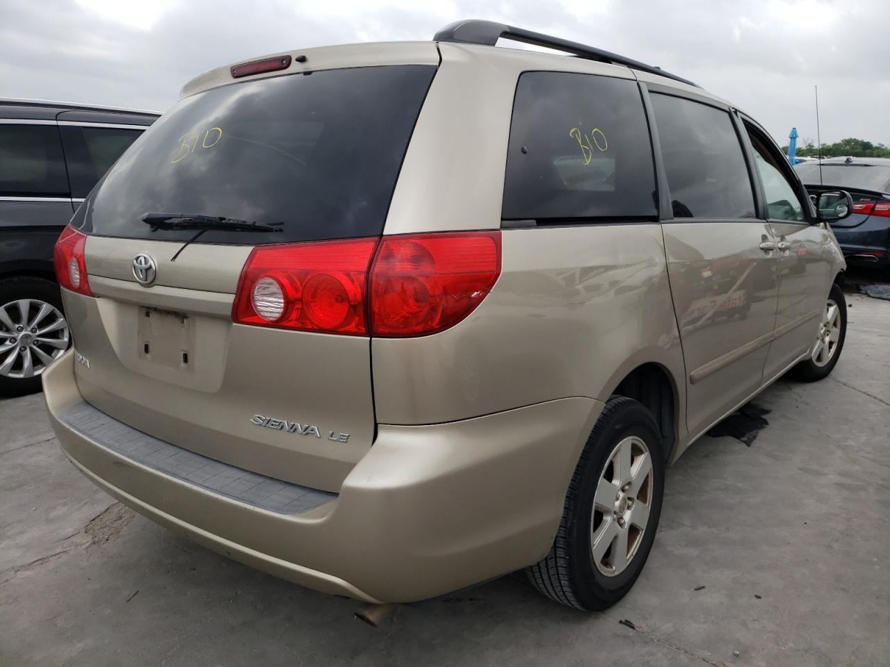 Photo 4 from auction – 2010 TOYOTA SIENNA CE with VIN 5TDKK4CCXAS328833