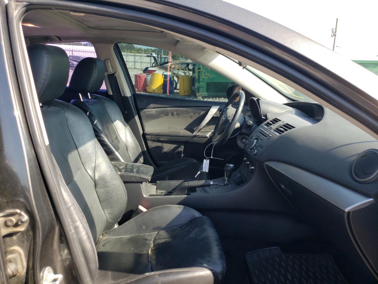 Photo 5 from auction – 2012 MAZDA 3 I with VIN JM1BL1W79C1617518