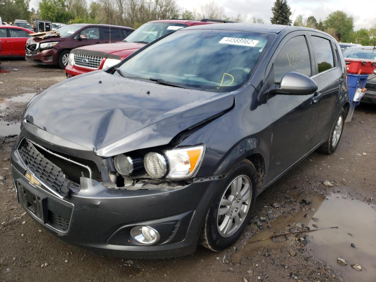 Zdjęcie 2 z aukcji – 2012 CHEVROLET SONIC LT z VIN 1G1JD6SB9C4192728