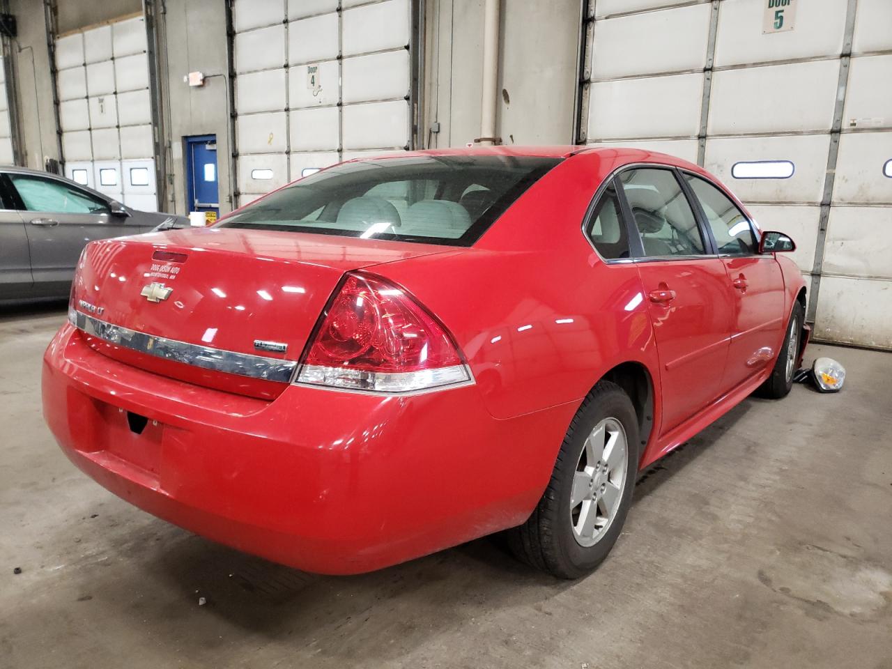 Photo 4 from auction – 2011 CHEVROLET IMPALA LT with VIN 2G1WG5EK1B1114070