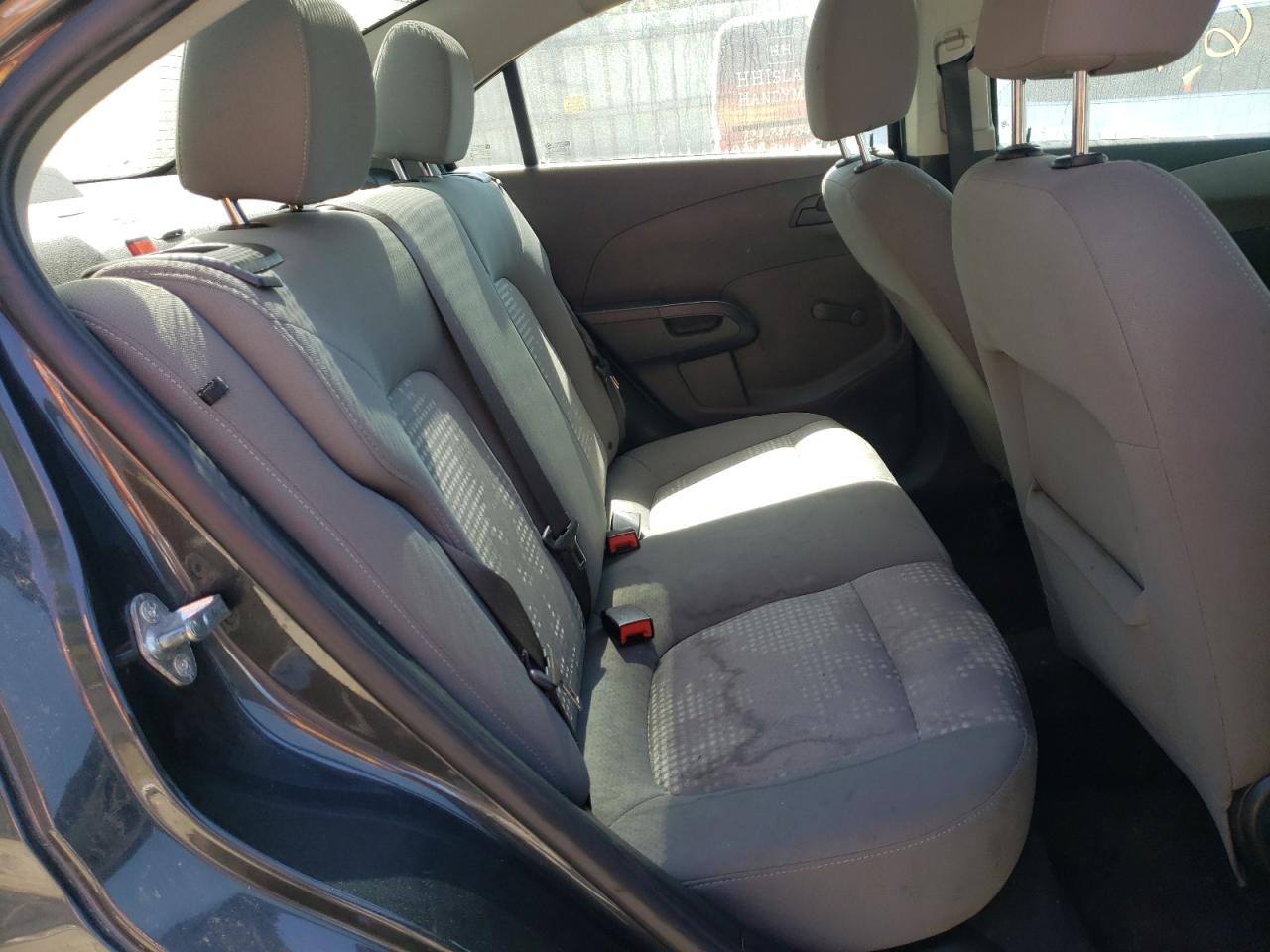 Photo 6 from auction – 2017 CHEVROLET SONIC LS with VIN 1G1JB5SG0H4123591
