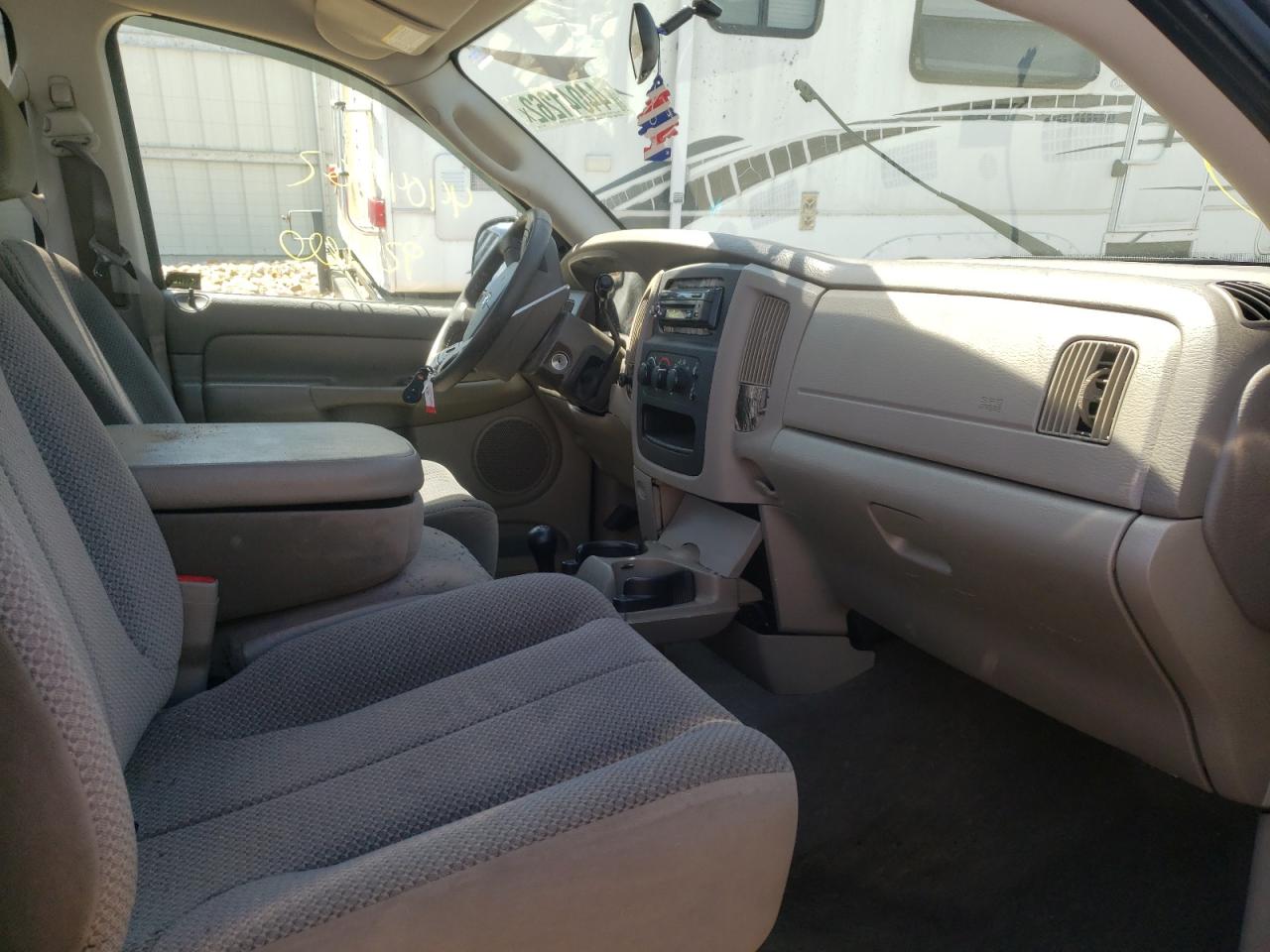 Photo 5 from auction – 2005 DODGE RAM 1500 S with VIN 1D7HU18D75S171186