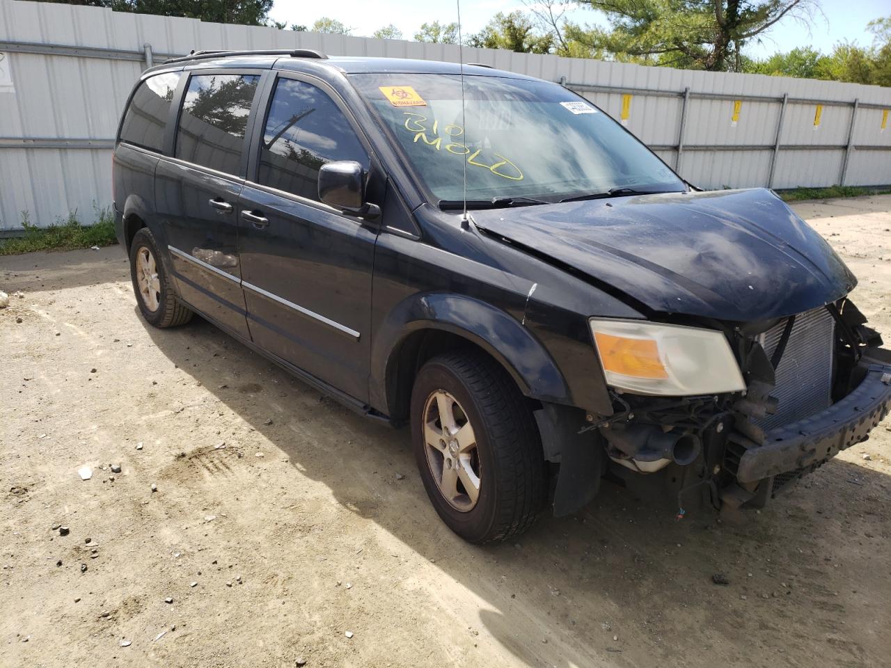 DODGE GRAND CARA 2008 with VIN 2D8HN54P78R600896 - Photo from auction