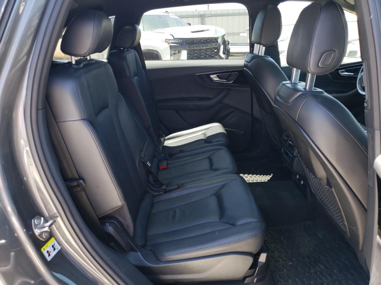 Photo 6 from auction – 2019 AUDI Q7 PREMIUM with VIN WA1LAAF79KD004168