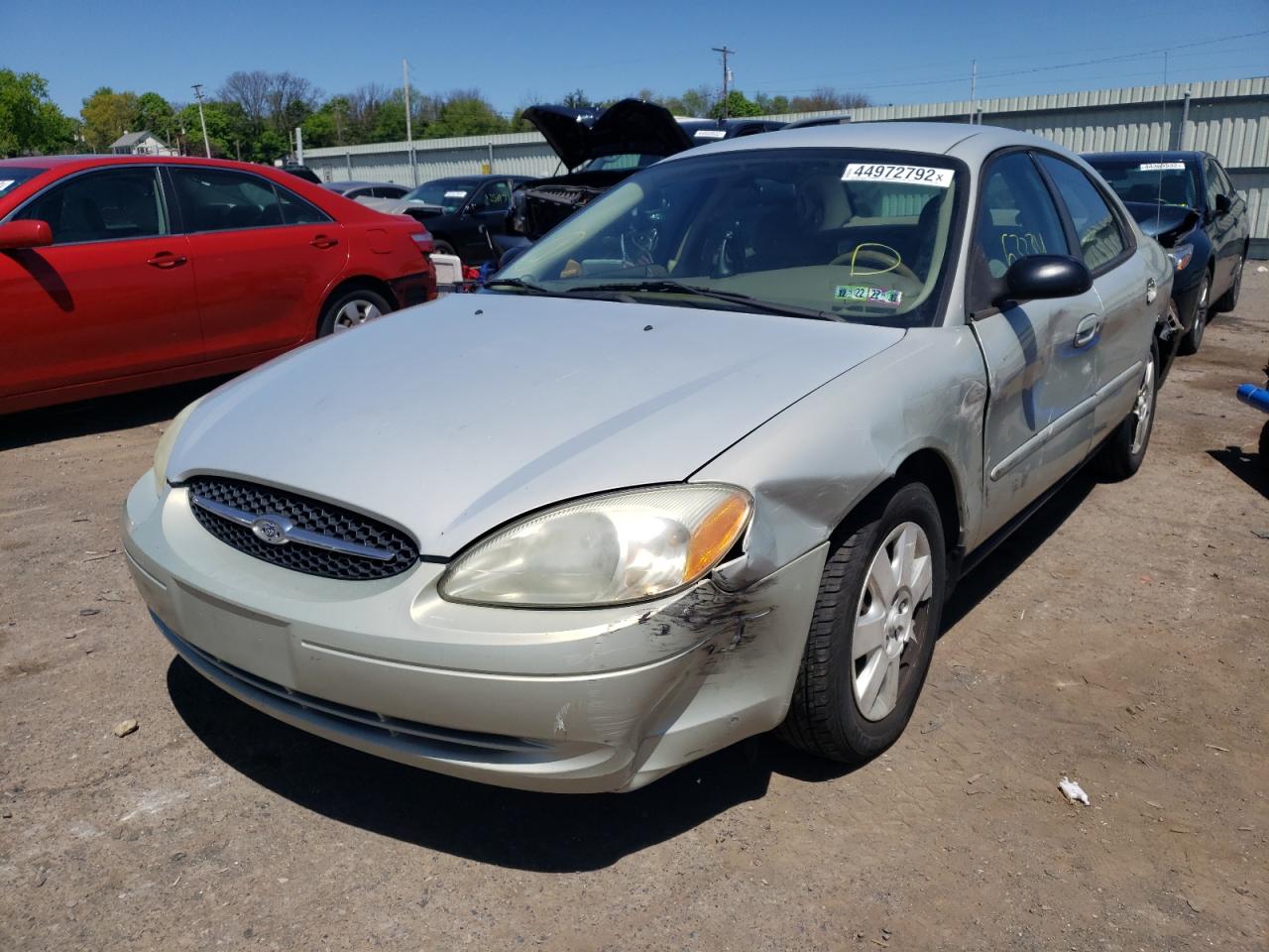 Photo 2 from auction – 2003 FORD TAURUS LX with VIN 1FAFP52U83G274258