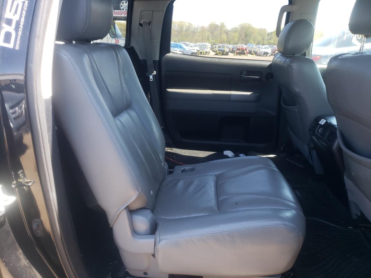 Photo 6 from auction – 2012 TOYOTA TUNDRA with VIN 5TFDW5F13CX257792