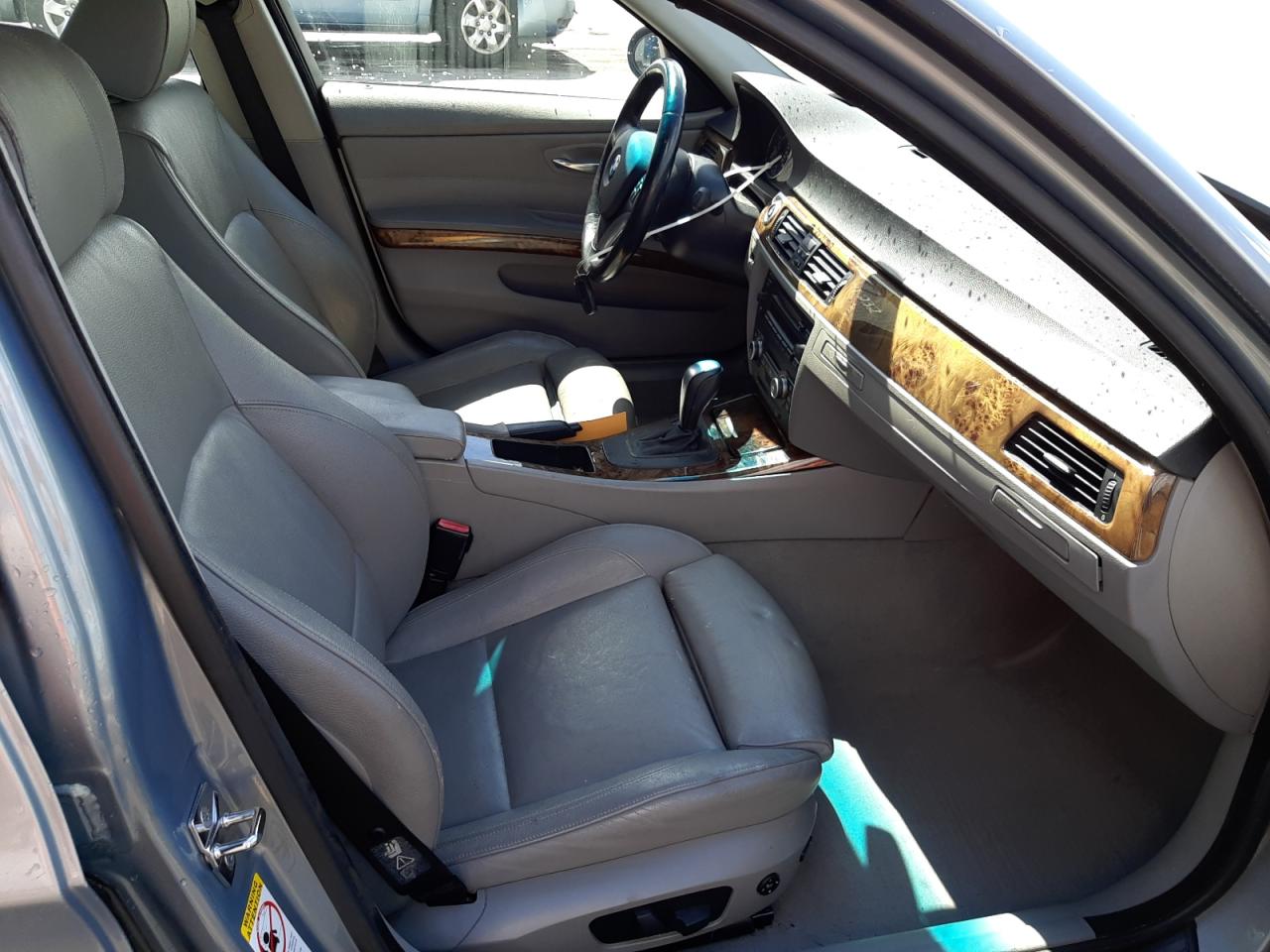 Photo 5 from auction – 2007 BMW 328 I with VIN WBAVA37577NL11067