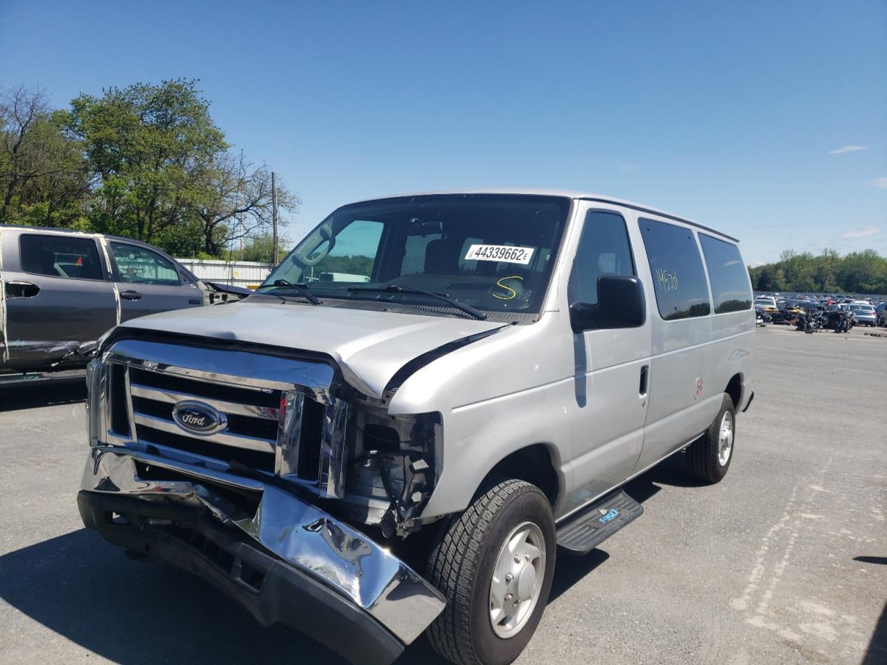 Photo 2 from auction – 2009 FORD ECONOLINE with VIN 1FBNE31LX9DA27587