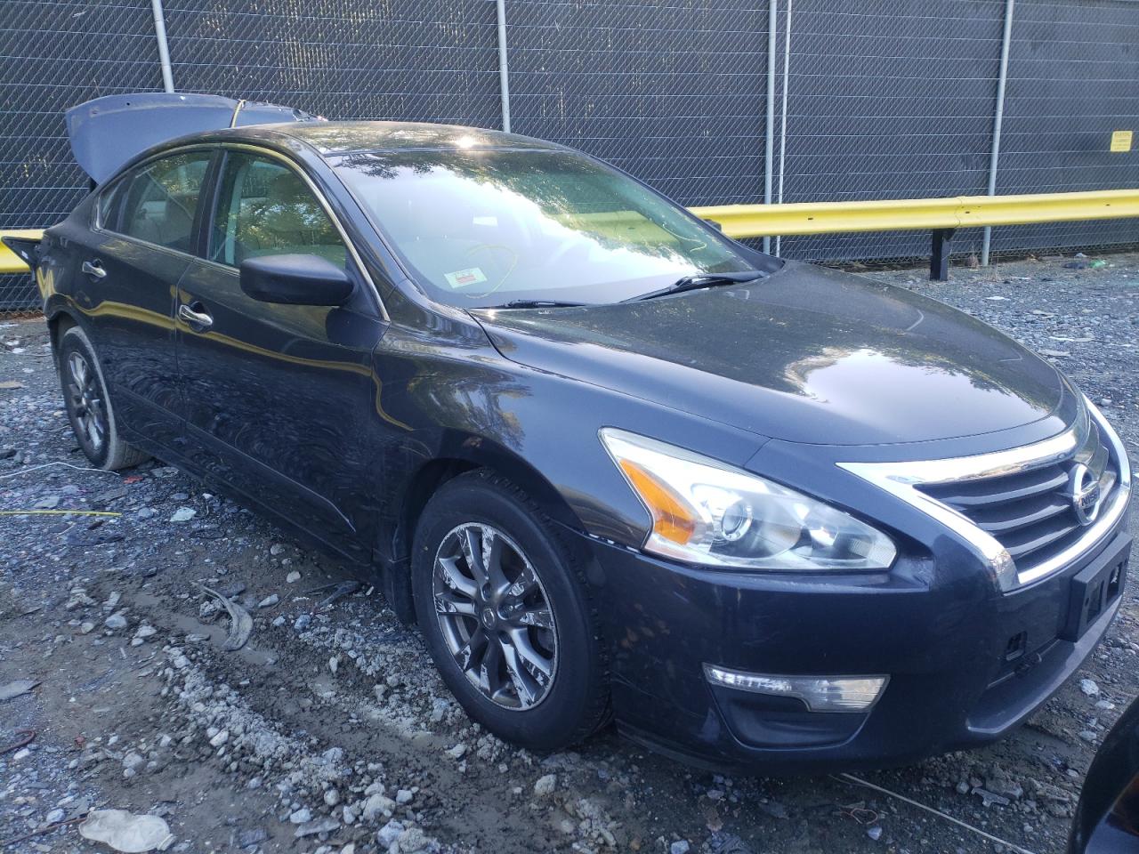 NISSAN ALTIMA 2.5 2015 with VIN 1N4AL3AP0FC220583 - Photo from auction