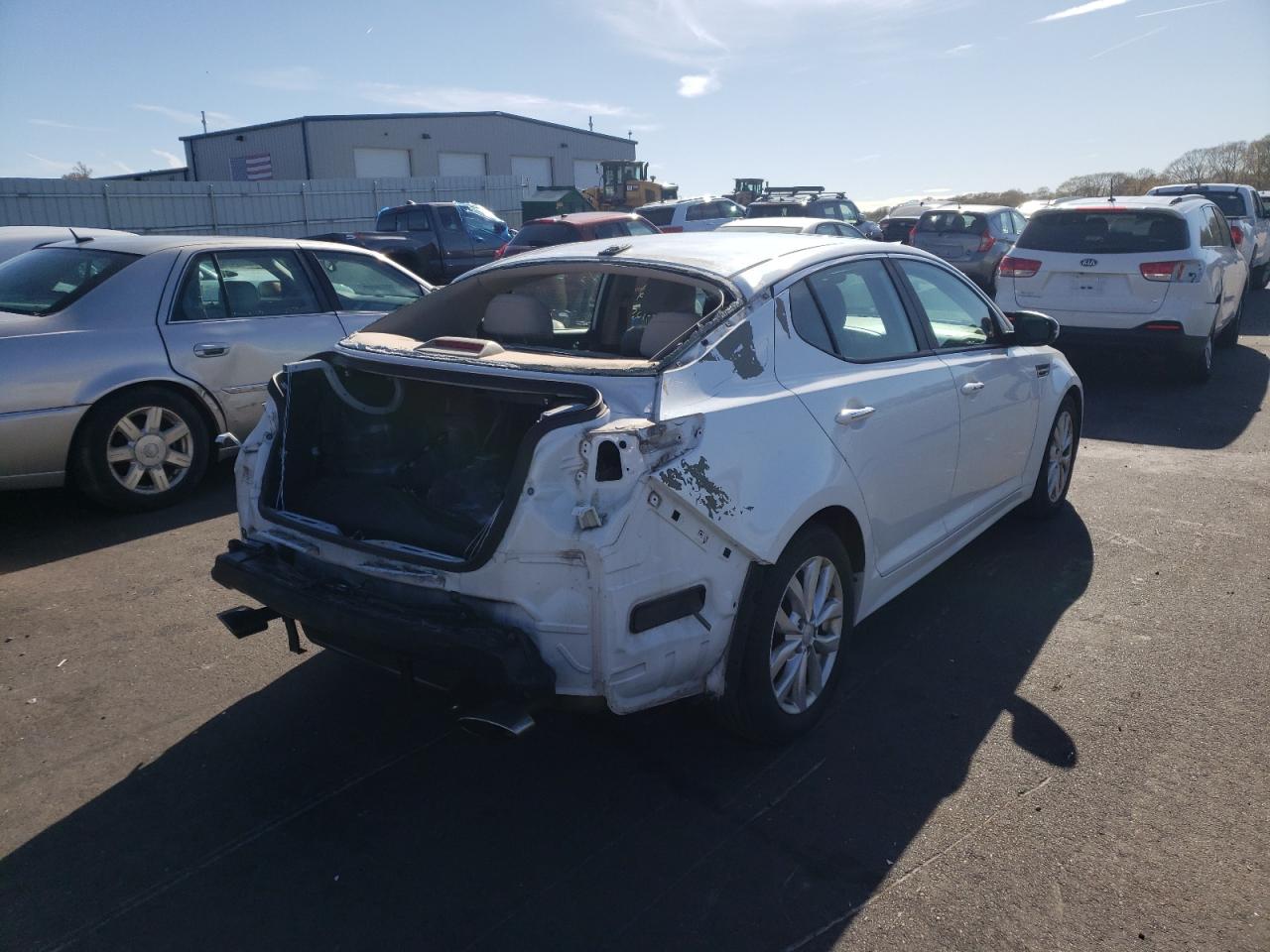Photo 4 from auction – 2014 KIA OPTIMA EX with VIN 5XXGN4A78EG317615