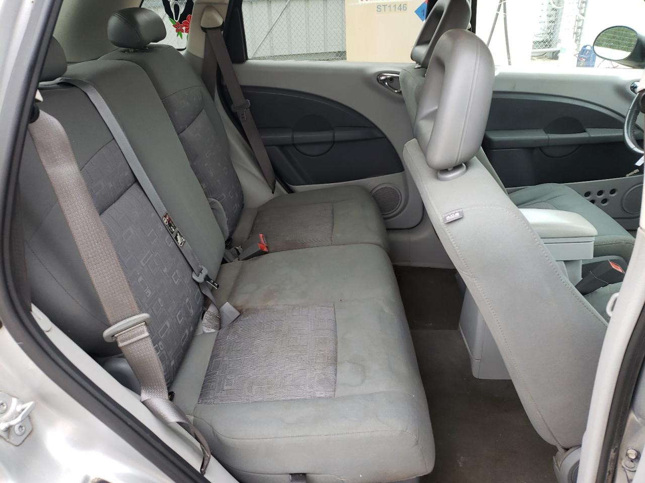 Photo 6 from auction – 2010 CHRYSLER PT CRUISER with VIN 3A4GY5F97AT131581