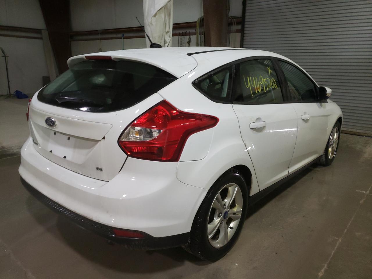 Photo 4 from auction – 2014 FORD FOCUS SE with VIN 1FADP3K27EL102212