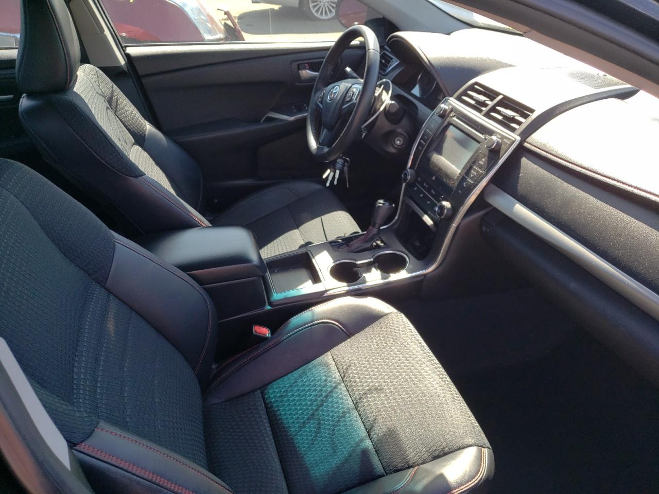 Photo 5 from auction – 2015 TOYOTA CAMRY LE with VIN 4T1BF1FK2FU114181