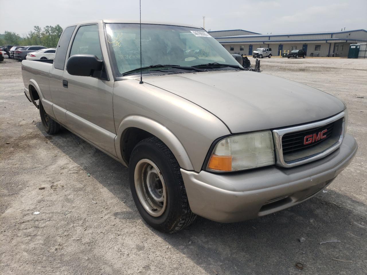 GMC SONOMA 2003 with VIN 1GTCS19X138174436 - Photo from auction