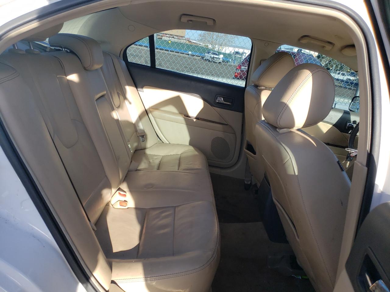 Photo 6 from auction – 2011 FORD FUSION SEL with VIN 3FAHP0JA1BR324377
