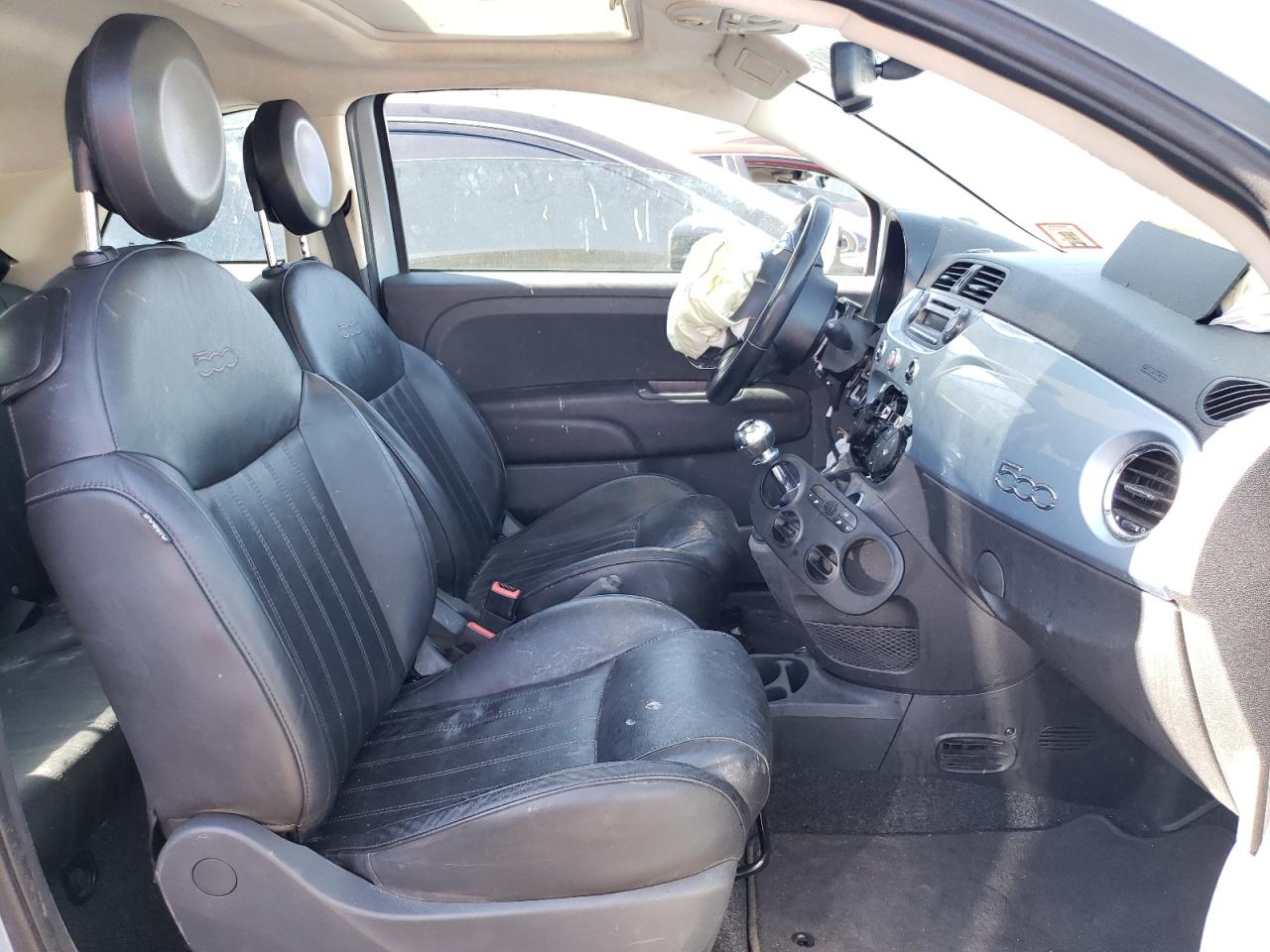Photo 5 from auction – 2013 FIAT 500 LOUNGE with VIN 3C3CFFCR4DT573814