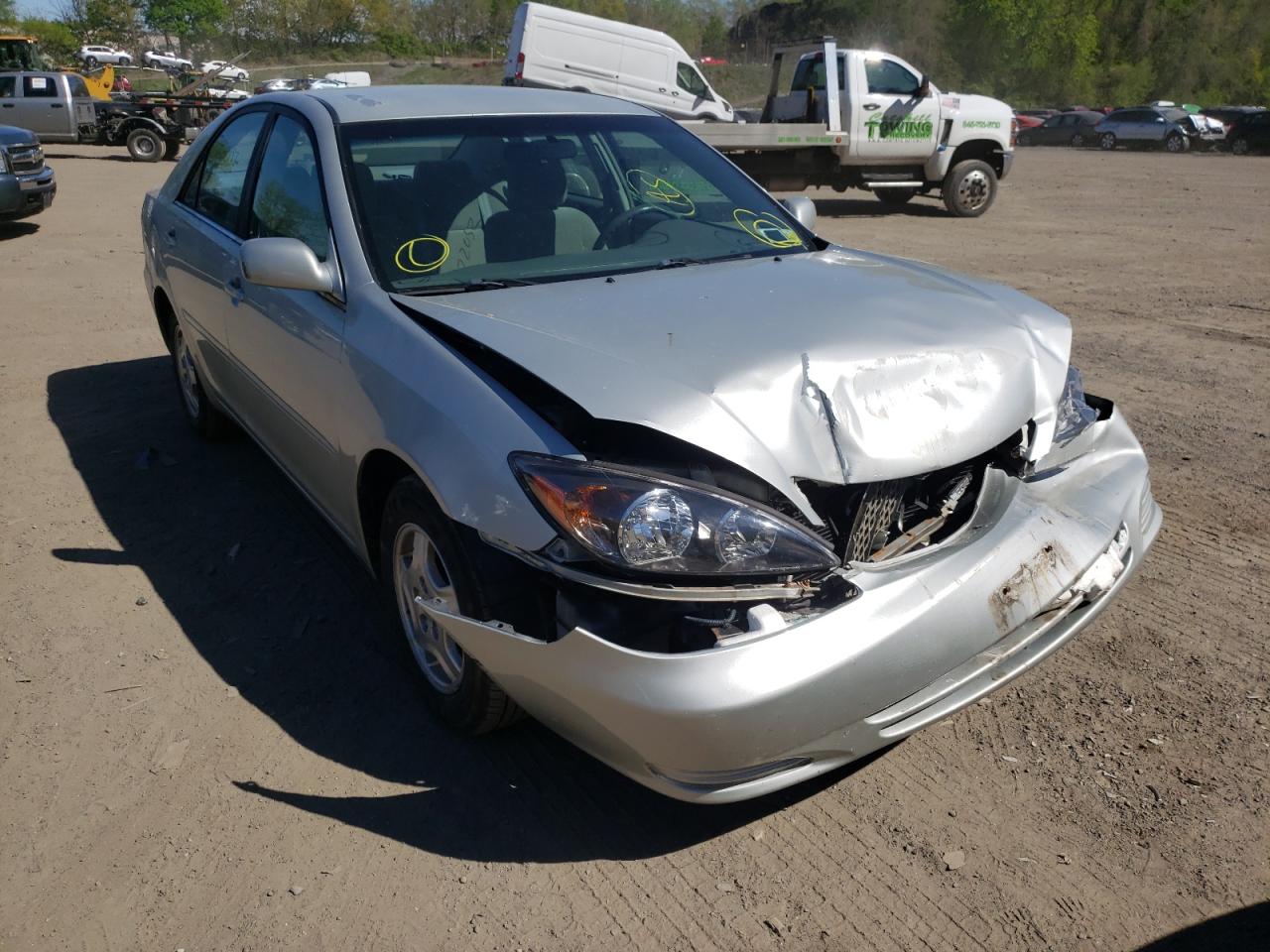 TOYOTA CAMRY LE 2003 with VIN 4T1BF32K33U051220 - Photo from auction