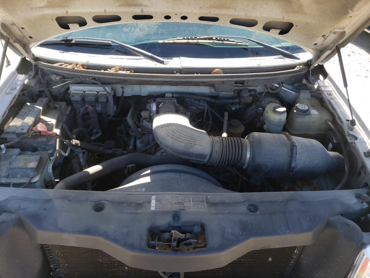 Photo 7 from auction – 2005 FORD F150 with VIN 1FTRX14W45FB23960