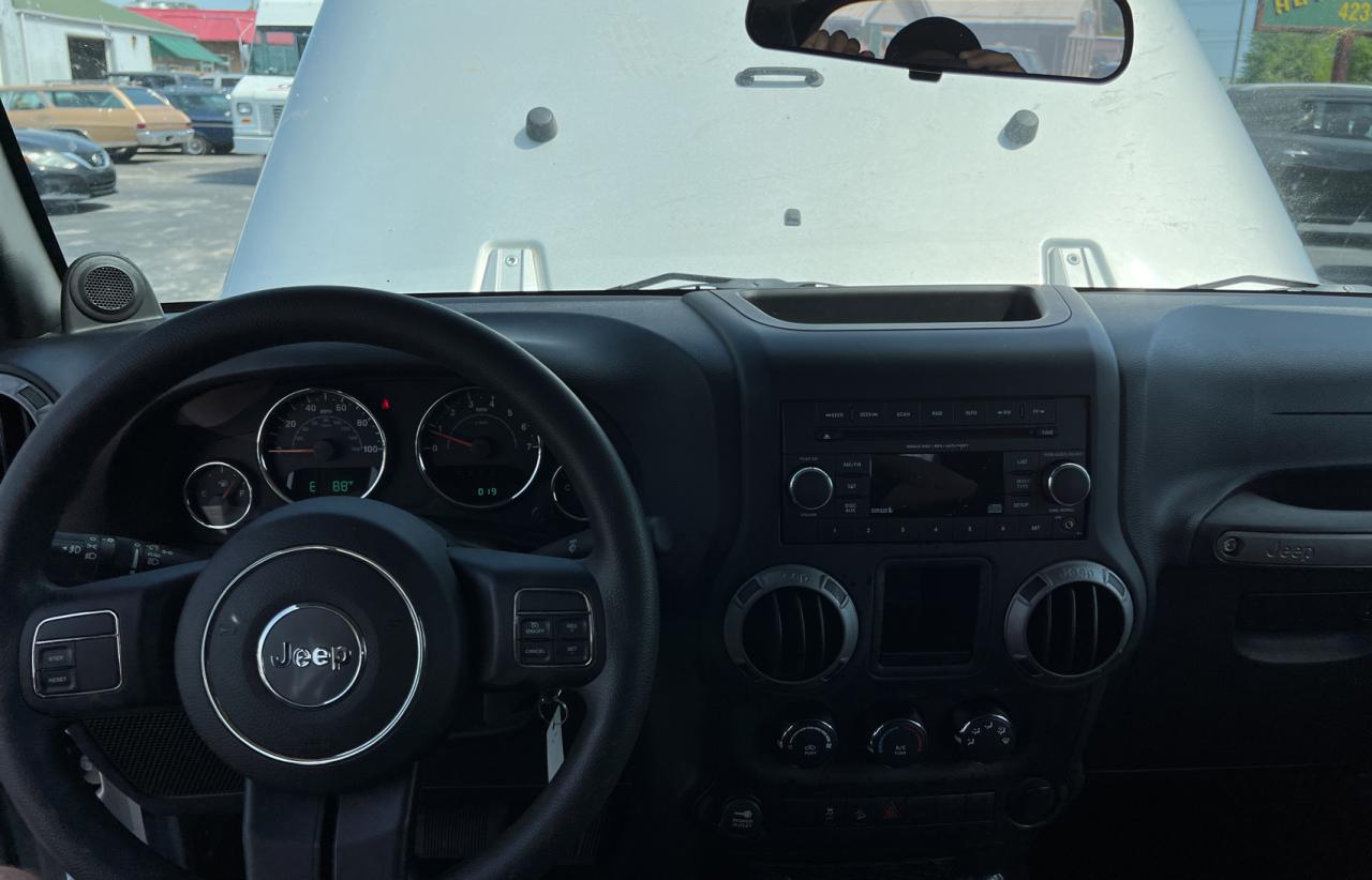 Photo 9 from auction – 2012 JEEP WRANGLER S with VIN 1C4AJWAG0CL254777