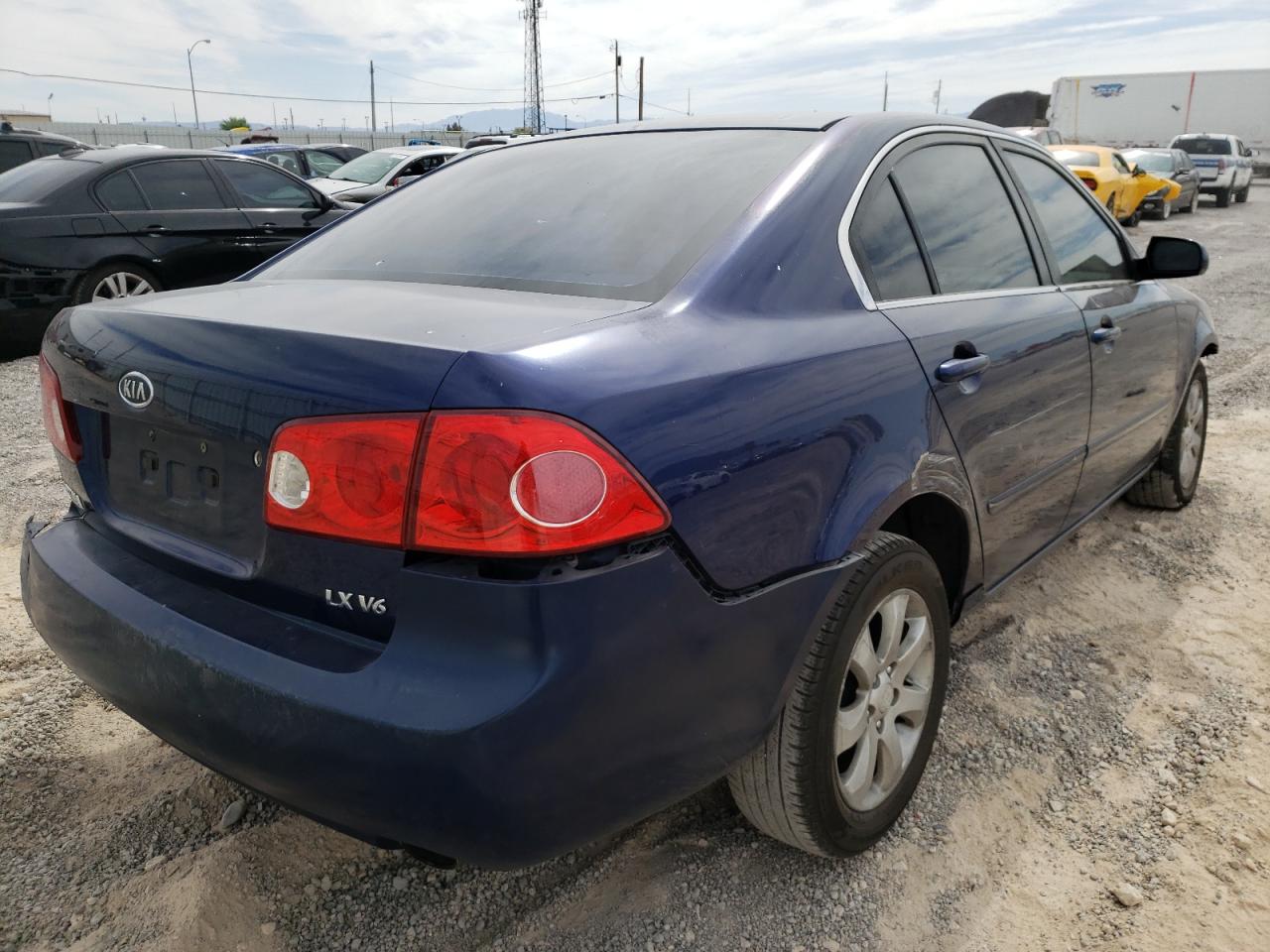 Photo 4 from auction – 2008 KIA OPTIMA LX with VIN KNAGE124X85236012