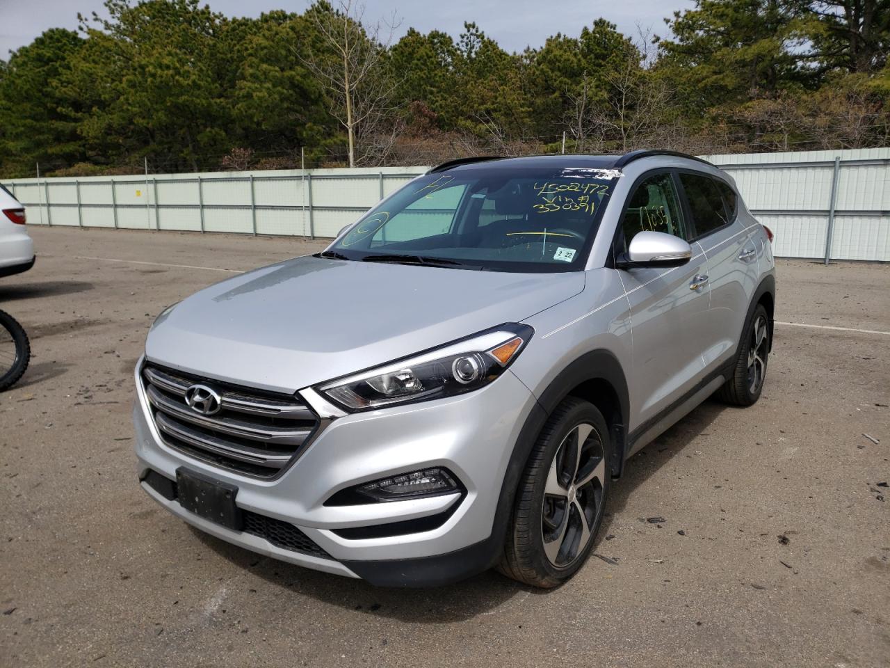 Photo 2 from auction – 2017 HYUNDAI TUCSON LIM with VIN KM8J3CA25HU330391