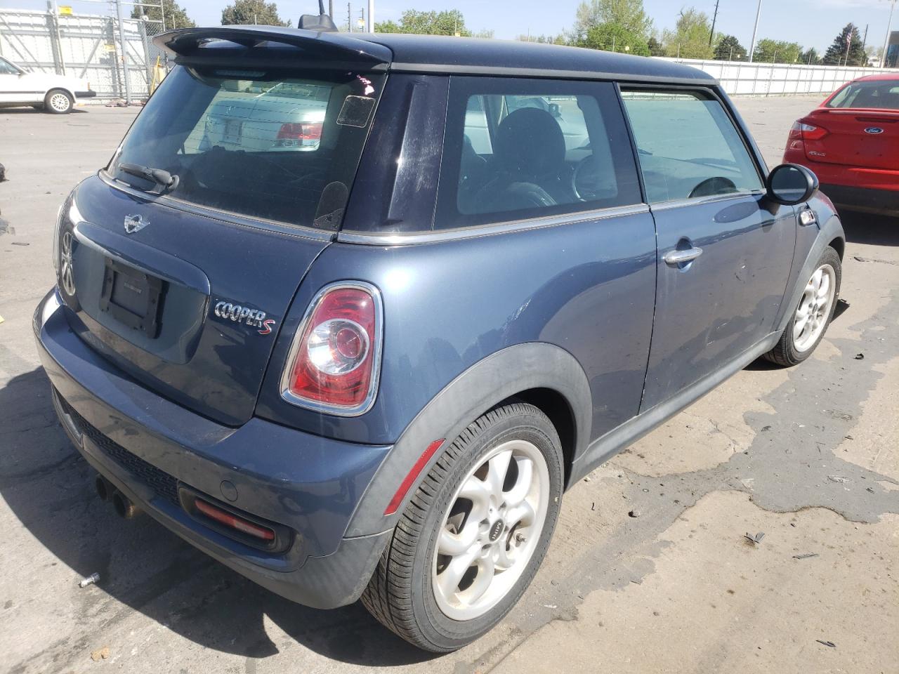 Photo 4 from auction – 2011 MINI COOPER S with VIN WMWSV3C55BTY10922