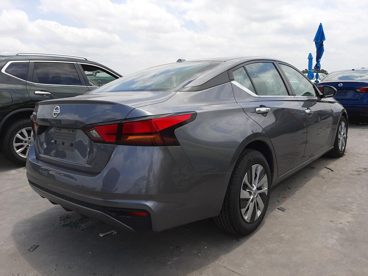 Photo 4 from auction – 2020 NISSAN ALTIMA S with VIN 1N4BL4BV7LC221829