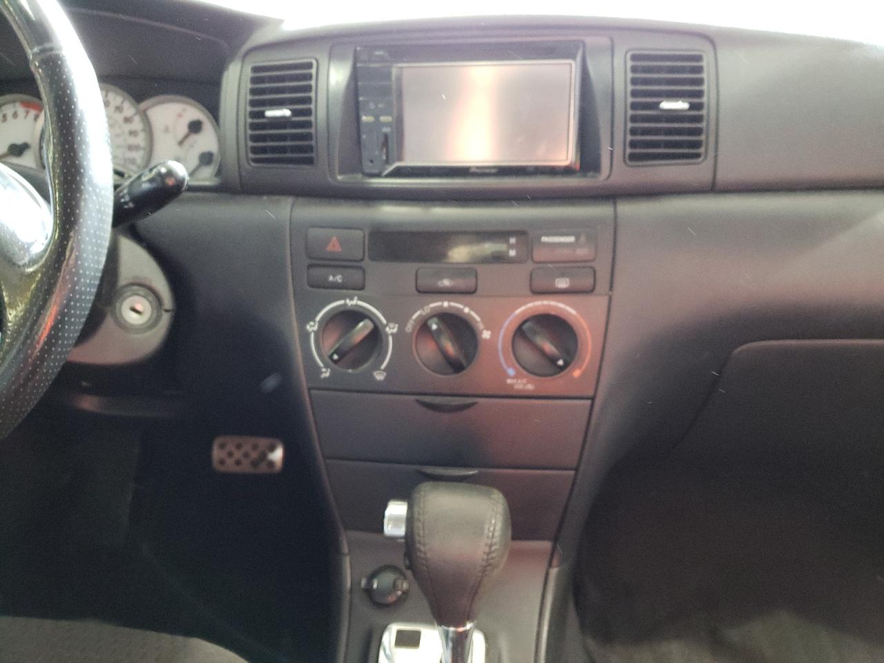 Photo 9 from auction – 2006 TOYOTA COROLLA CE with VIN 1NXBR30E56Z744203