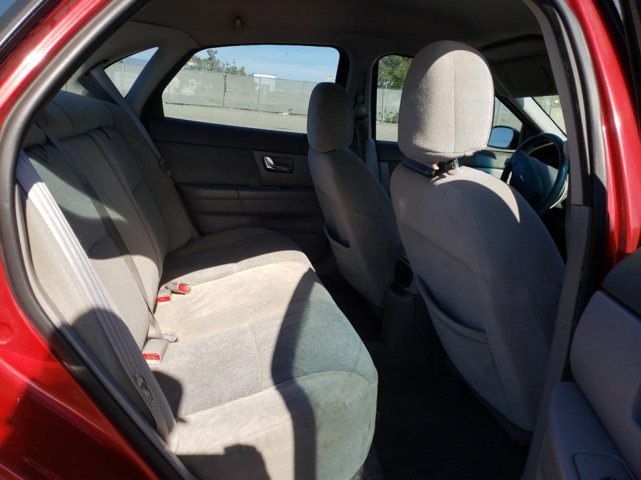 Photo 6 from auction – 2001 FORD TAURUS SES with VIN 1FAFP55S91G146280