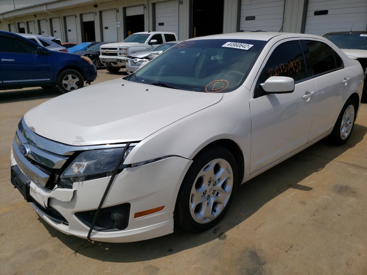 Photo 2 from auction – 2011 FORD FUSION SE with VIN 3FAHP0HA5BR285153