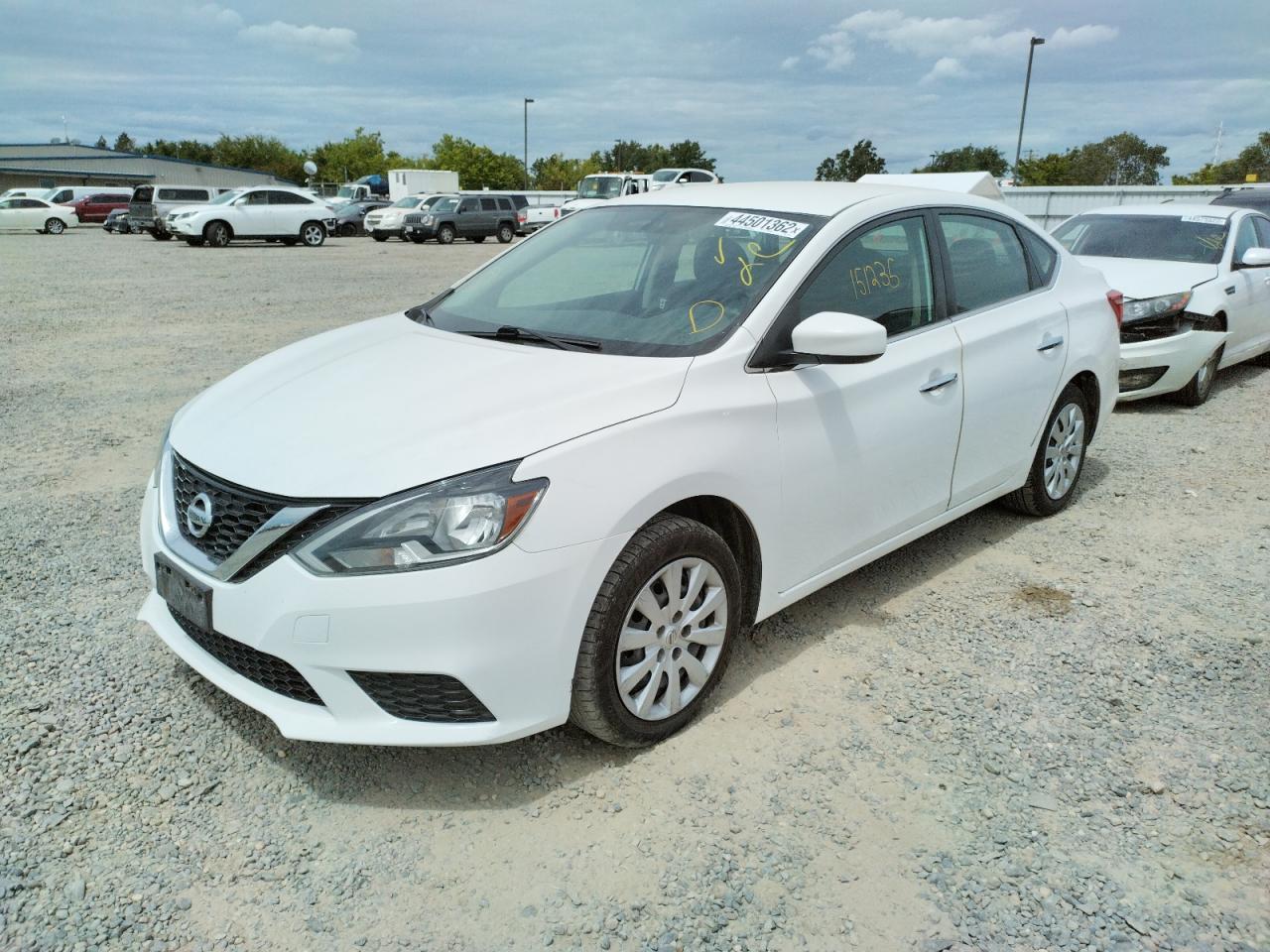 Photo 2 from auction – 2017 NISSAN SENTRA S with VIN 3N1AB7AP2HY266529