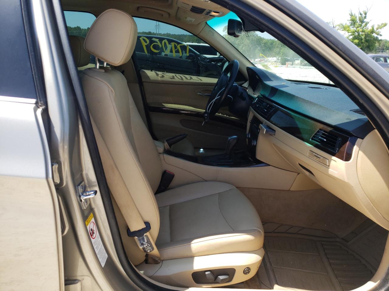 Photo 5 from auction – 2009 BMW 328 I with VIN WBAPH77529NM28795