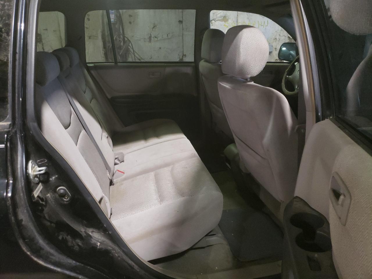 Photo 6 from auction – 2003 TOYOTA HIGHLANDER with VIN JTEHD21A330019779