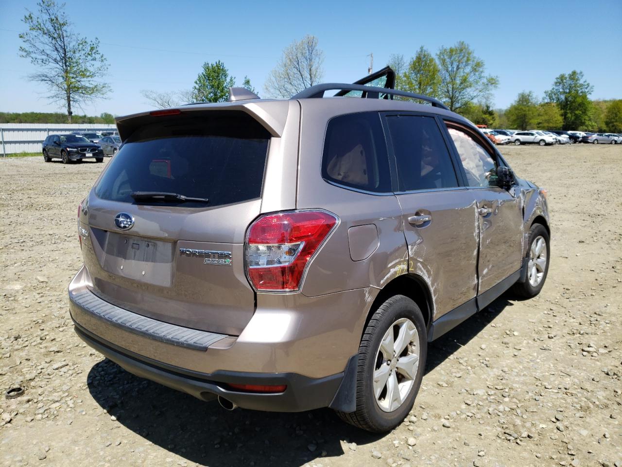 Photo 4 from auction – 2016 SUBARU FORESTER 2 with VIN JF2SJAHC1GH483005