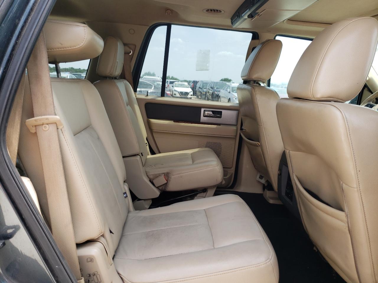 Photo 6 from auction – 2009 FORD EXPEDITION with VIN 1FMFU17539LA12799
