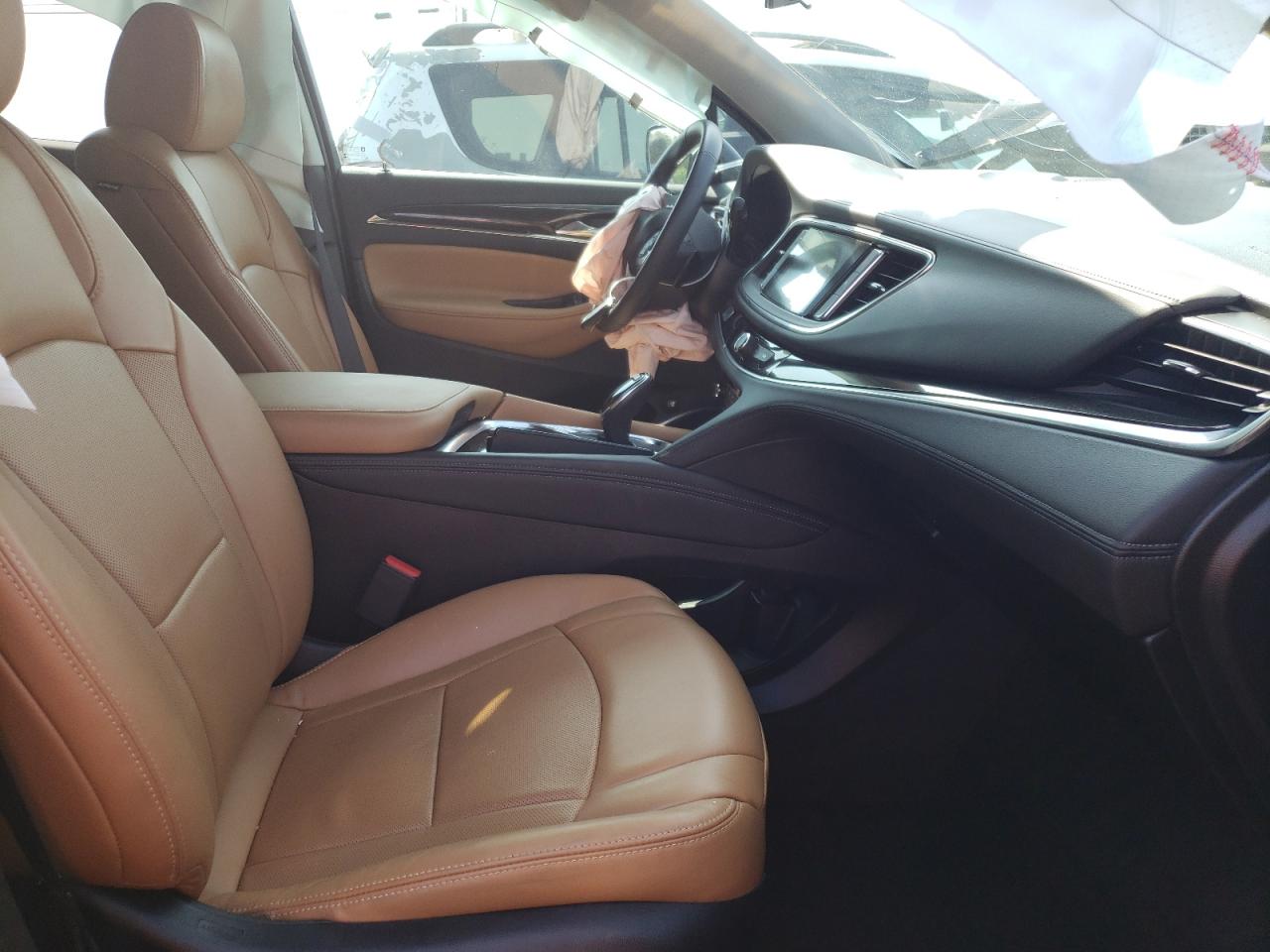Photo 5 from auction – 2018 BUICK ENCLAVE ES with VIN 5GAERBKW0JJ172972