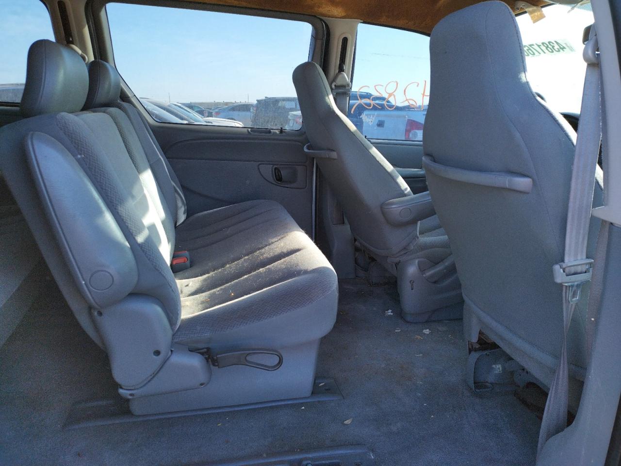 Photo 6 from auction – 2005 DODGE CARAVAN SE with VIN 1D4GP25R25B209557