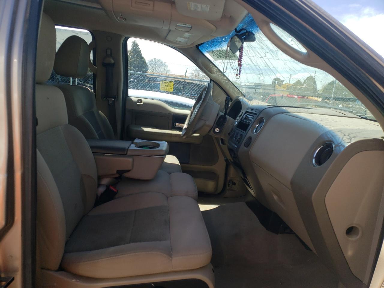 Photo 5 from auction – 2004 FORD F150 SUPER with VIN 1FTRW12W94KC66303