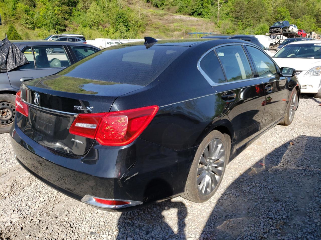 Photo 4 from auction – 2016 ACURA RLX TECH with VIN JH4KC1F56GC000648
