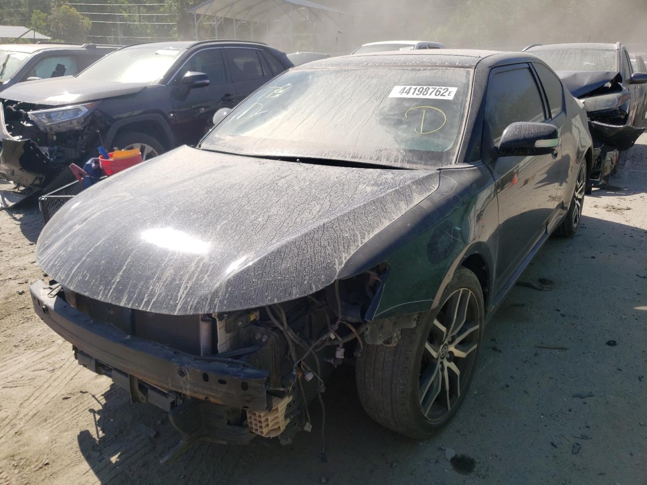 Photo 2 from auction – 2015 TOYOTA SCION TC with VIN JTKJF5C72FJ009044