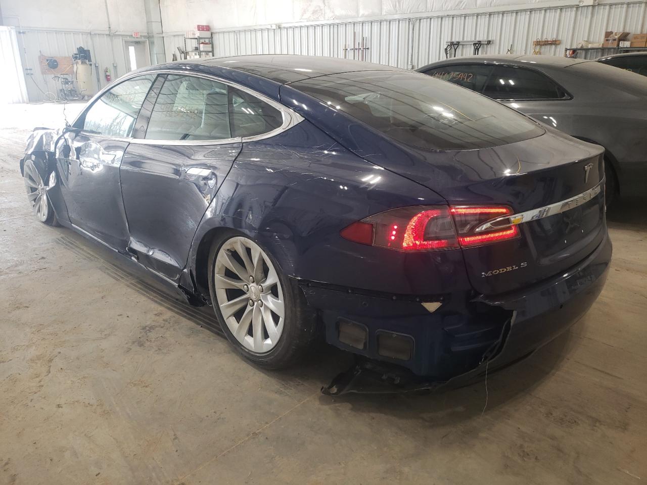Photo 3 from auction – 2016 TESLA MODEL S with VIN 5YJSA1E25GF174275