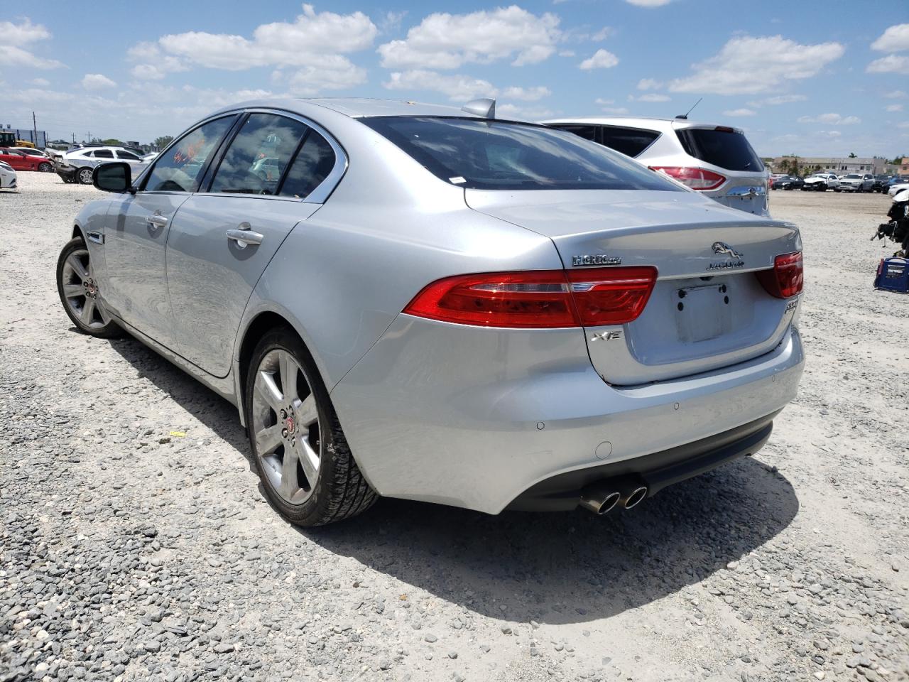 Photo 3 from auction – 2018 JAGUAR XE PRESTIG with VIN SAJAK4FN2JCP36531