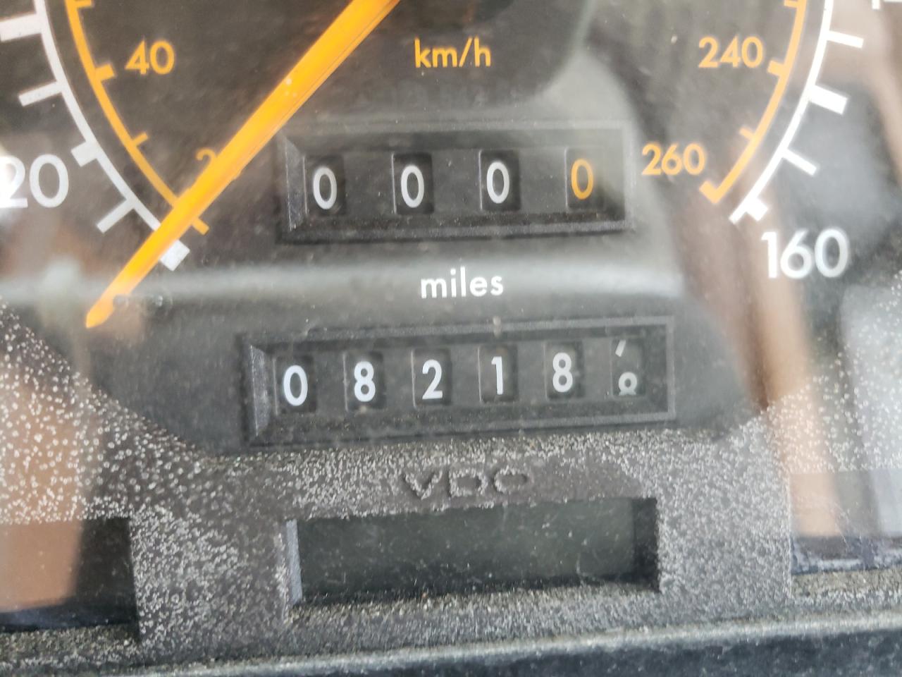 Photo 8 from auction – 1994 MERCEDES-BENZ SL500 with VIN WDBFA67E8RF092348