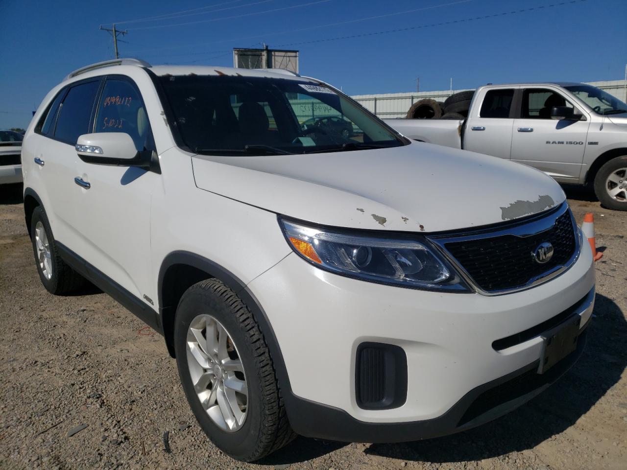 Photo 1 from auction – 2014 KIA SORENTO LX with VIN 5XYKTDA7XEG515799