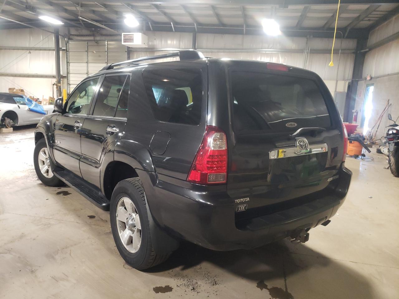 Photo 3 from auction – 2008 TOYOTA 4RUNNER SR with VIN JTEBU14R38K022310