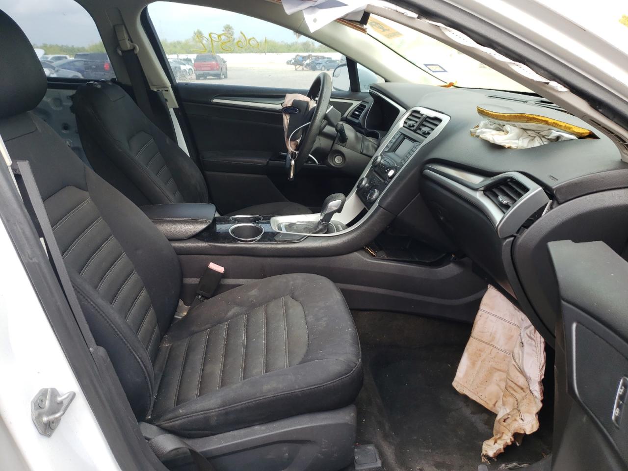 Photo 5 from auction – 2014 FORD FUSION SE with VIN 1FA6P0H71E5356402